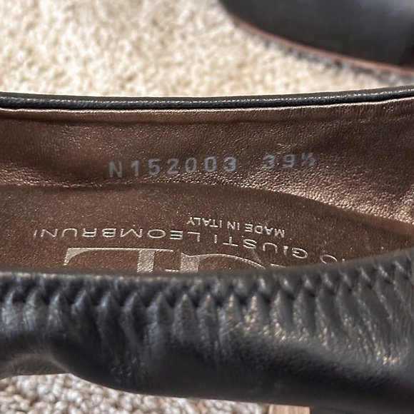 AGL Cap Toe Black Leather Pump Elastic Topline Block Heel - Picture 12 of 15